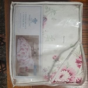 Twin size duvet cover set